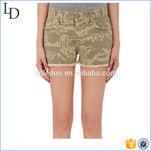 Camouflage Cutoff Print Shorts Hotpants Denim kurz für Damen